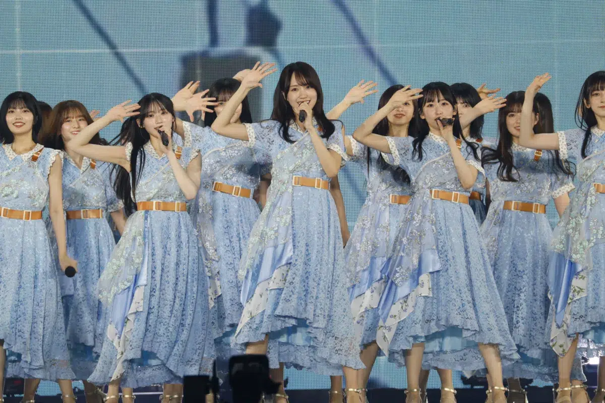 乃木坂46、満員の東京ドームで14回目の誕生日をお祝い！過去と未来を繋ぐ、乃木坂46の歴史を辿るバスラDAY1＆DAY2ライブレポートが到着！