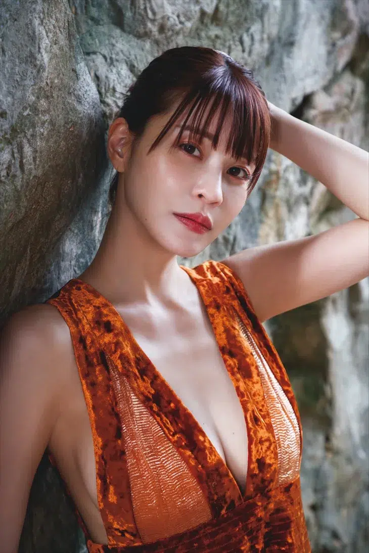 【軌跡と奇跡】岸明日香「30代ラスト、目に焼き付けてもらえたら」完全すっぴん表紙で魅せるデビュー15周年の集大成! 13 【軌跡と奇跡】岸明日香「30代ラスト、目に焼き付けてもらえたら」完全すっぴん表紙で魅せるデビュー15周年の集大成!
