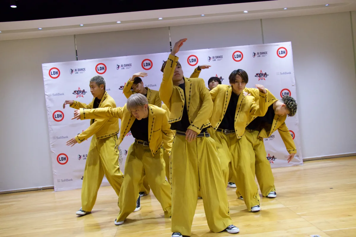 【LDH】生成AIが優しくアドバイス！ダンスの上達を支援する新たなアプリ『AI DANCE LAB Supported by SoftBank』提供開始！中務裕太、奥田力也がローンチ記念イベントに登壇！！LDH SCREAMとEXPG STUDIO生徒がパフォーマンス披露！