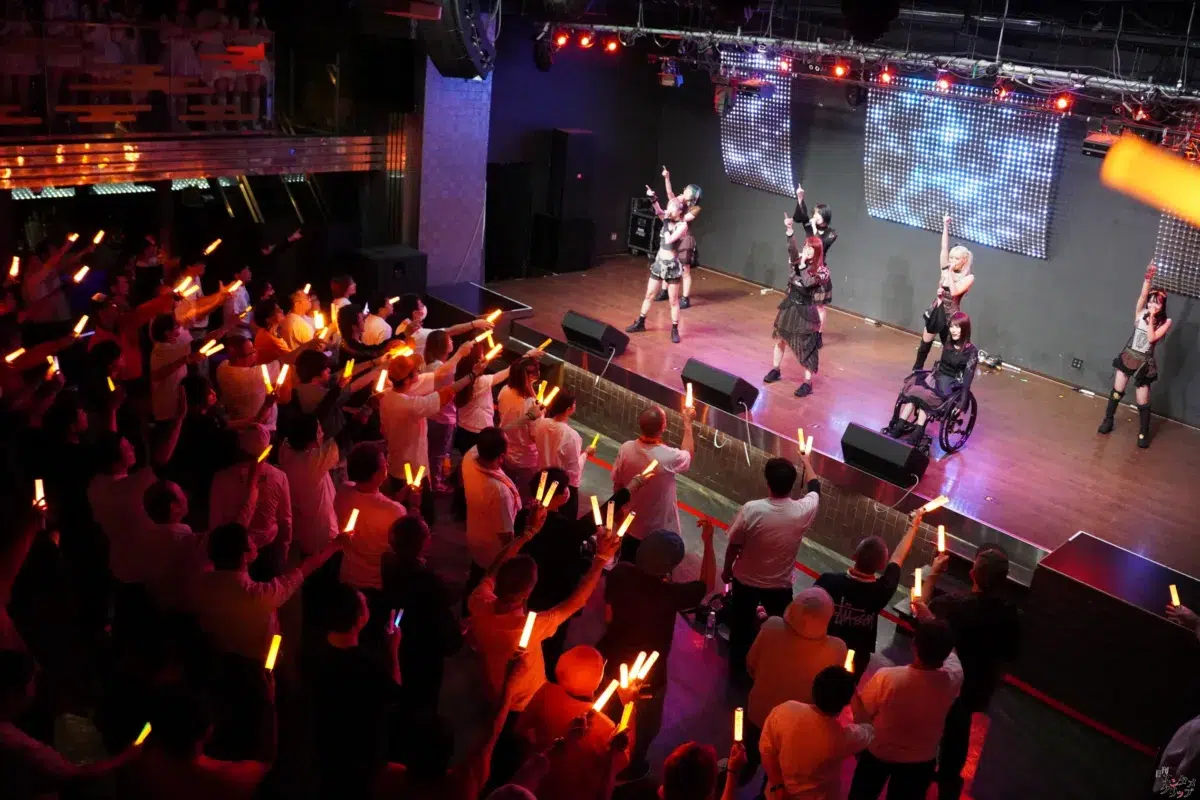 仮面女子・小島夕佳が魅せた無限の「スチガ愛」！初のソロ挑戦で見せたアイドル13年目の覚悟と、運命の6月26日のワンマンライブへ向けた熱い想いを語る