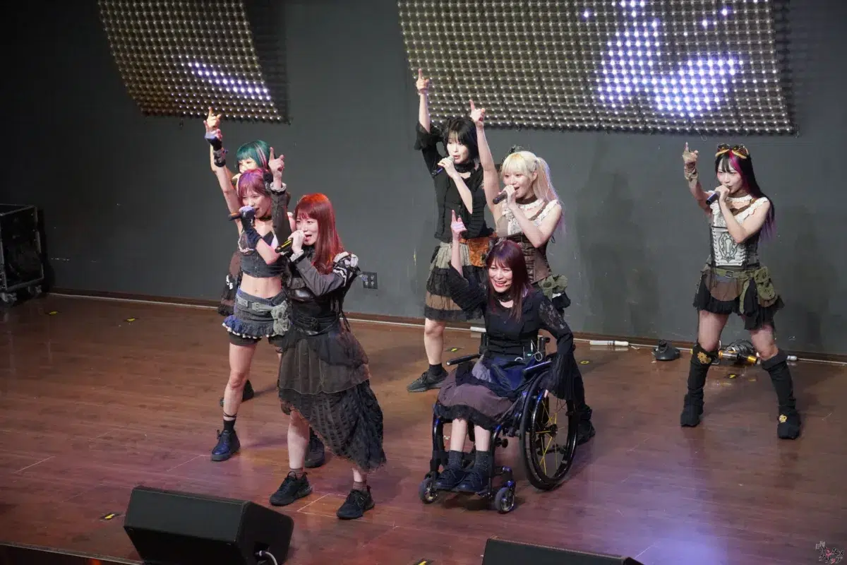 仮面女子・小島夕佳が魅せた無限の「スチガ愛」！初のソロ挑戦で見せたアイドル13年目の覚悟と、運命の6月26日のワンマンライブへ向けた熱い想いを語る