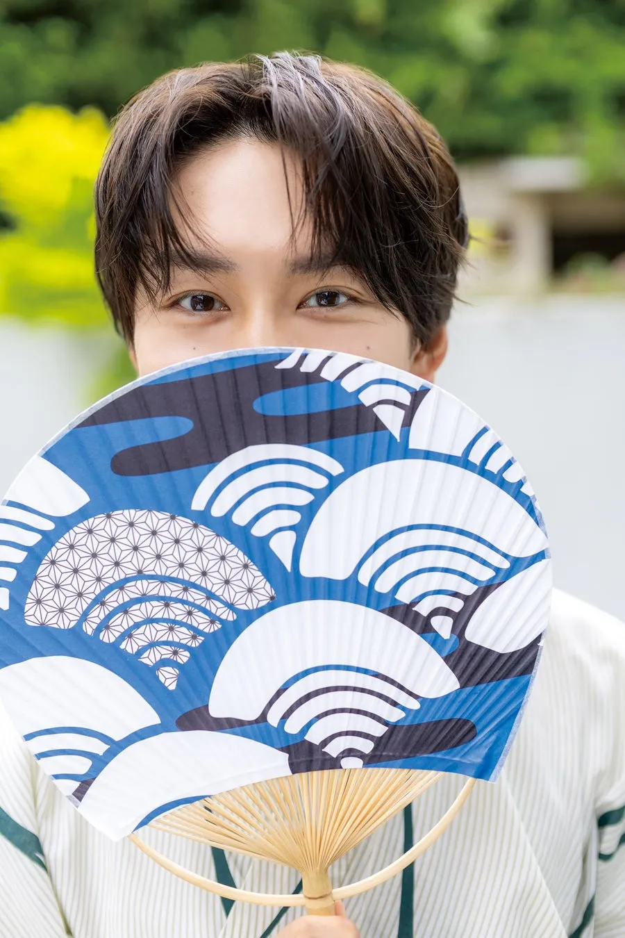 なにわ男子・藤原丈一郎が5年ぶり単独登場!浴衣姿に胸キュン『関西ウォーカー2026夏』発売、超得クーポンで夏を満喫! 2 藤原丈一郎さんグラビア1