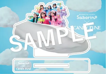 サボリーノ×CANDY TUNEが第2弾コラボ!限定ノベルティ&パジャマヒーロー動画で美肌と推し活を両立 2 SaborinoとCANDY TUNEのコラボレーションをイメージした画像です。可愛らしい女性アイドルグループが商品を持ってポーズをとっています。