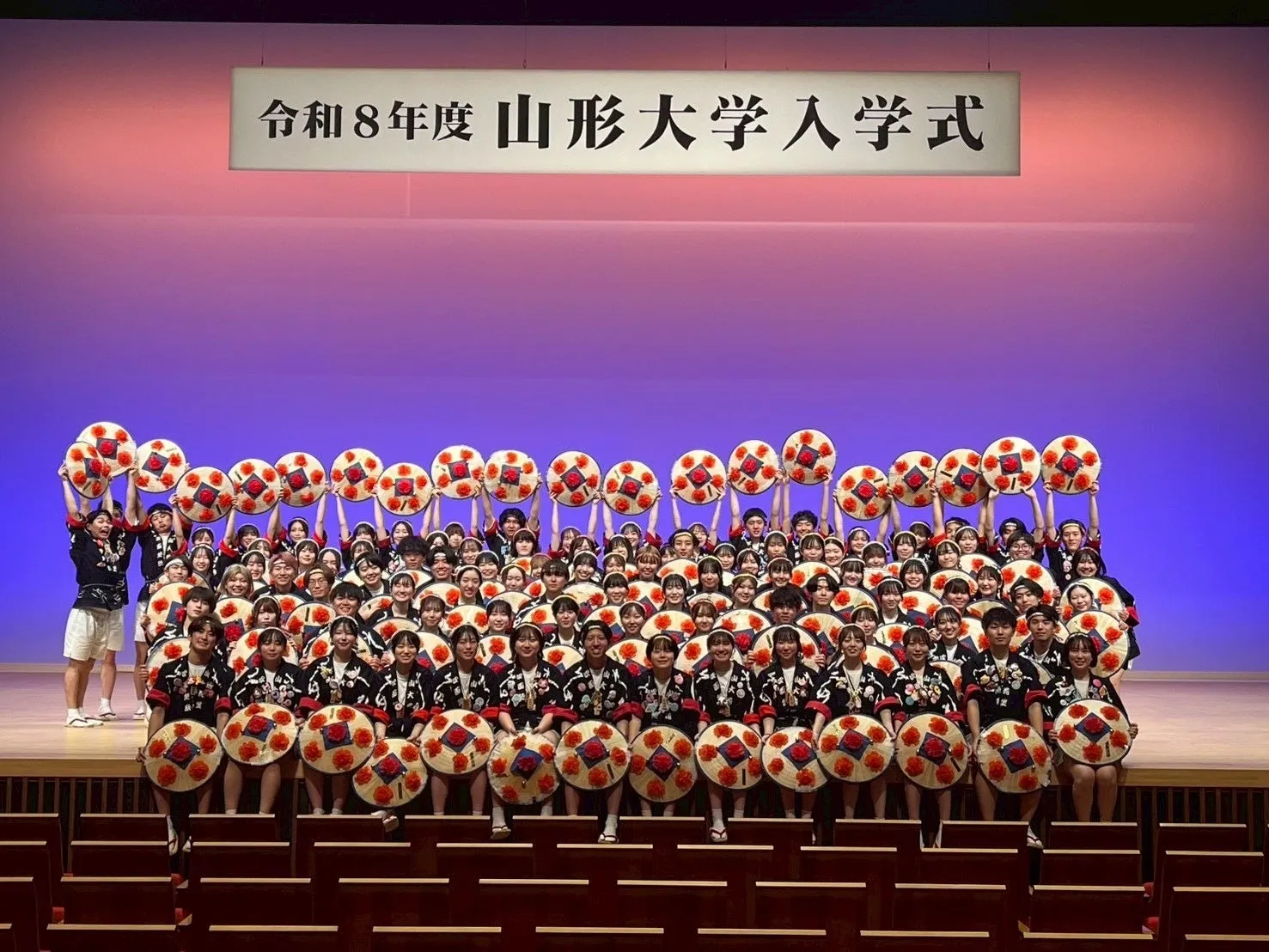 モンテディオ山形・土居聖真&新日本プロレス・本間朋晃が山形に集結!楽天イーグルス戦が「お祭り」に大変身!本人コメントありで期待感MAX! 11 山形大学花笠サークル「四面楚歌」のパフォーマンス