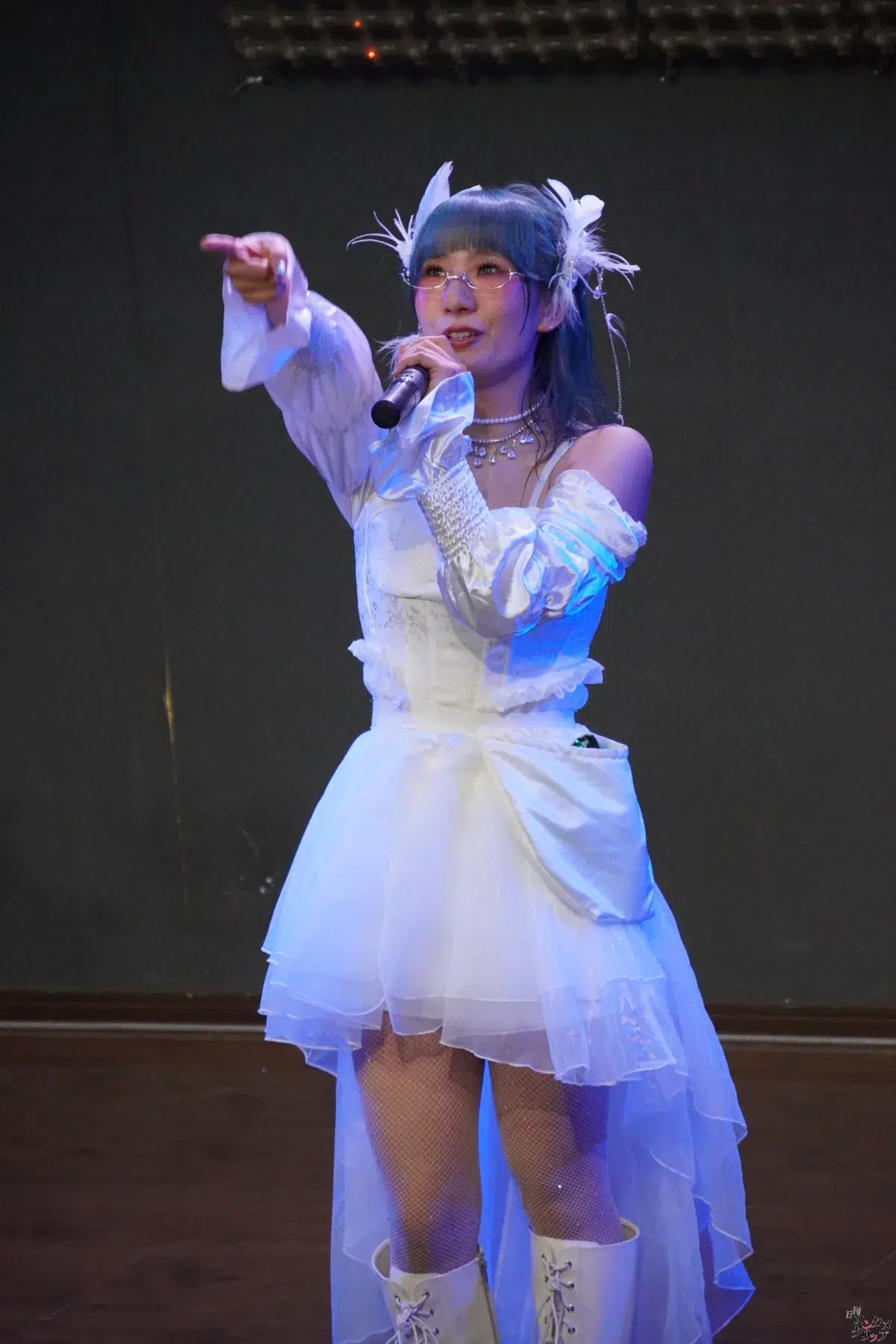 仮面女子・NONOA、純白のドレスで魅せた改名後初の生誕祭！新体制9人へのバトンを繋ぐ熱狂ライブレポート＆特別インタビュー