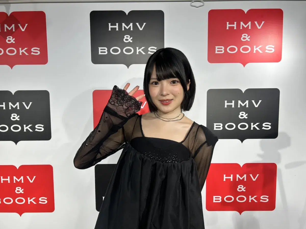 出来栄えは「4200（よふうう）点」！つばきファクトリー豫風瑠乃、松岡茉優の愛が詰まった初写真集で“未知の自分”に出会う