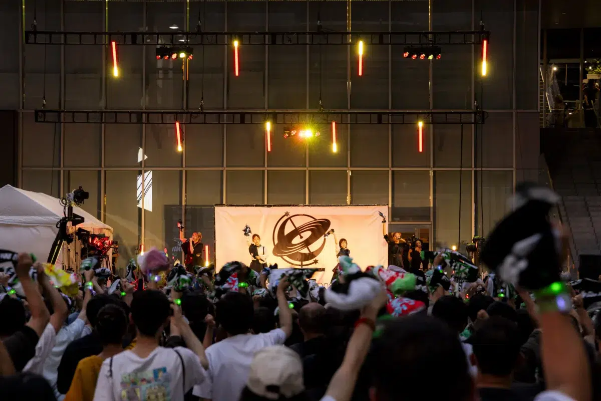 6月19日(金)女性ボーカルグループ　Little Glee Monster 新宿歌舞伎町シネシティ広場にて自身最大規模のフリーライブ Little Glee Monster Free Live 2026開催！ライブレポートが到着！