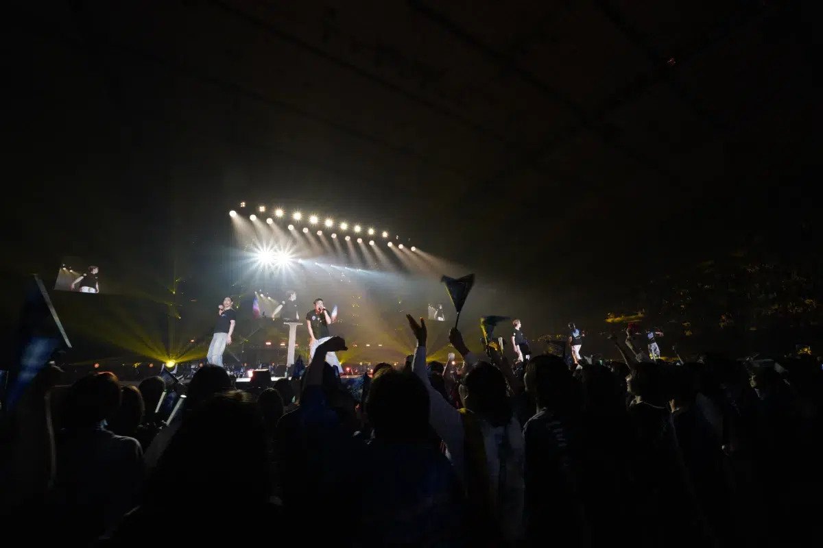 【EXILE THE SECOND】2年ぶり4度目のアリーナツアーが静岡にて開幕！新曲「SAME OLD」「Alive」を初披露！！8000人へ最高潮のパーティーを届ける！