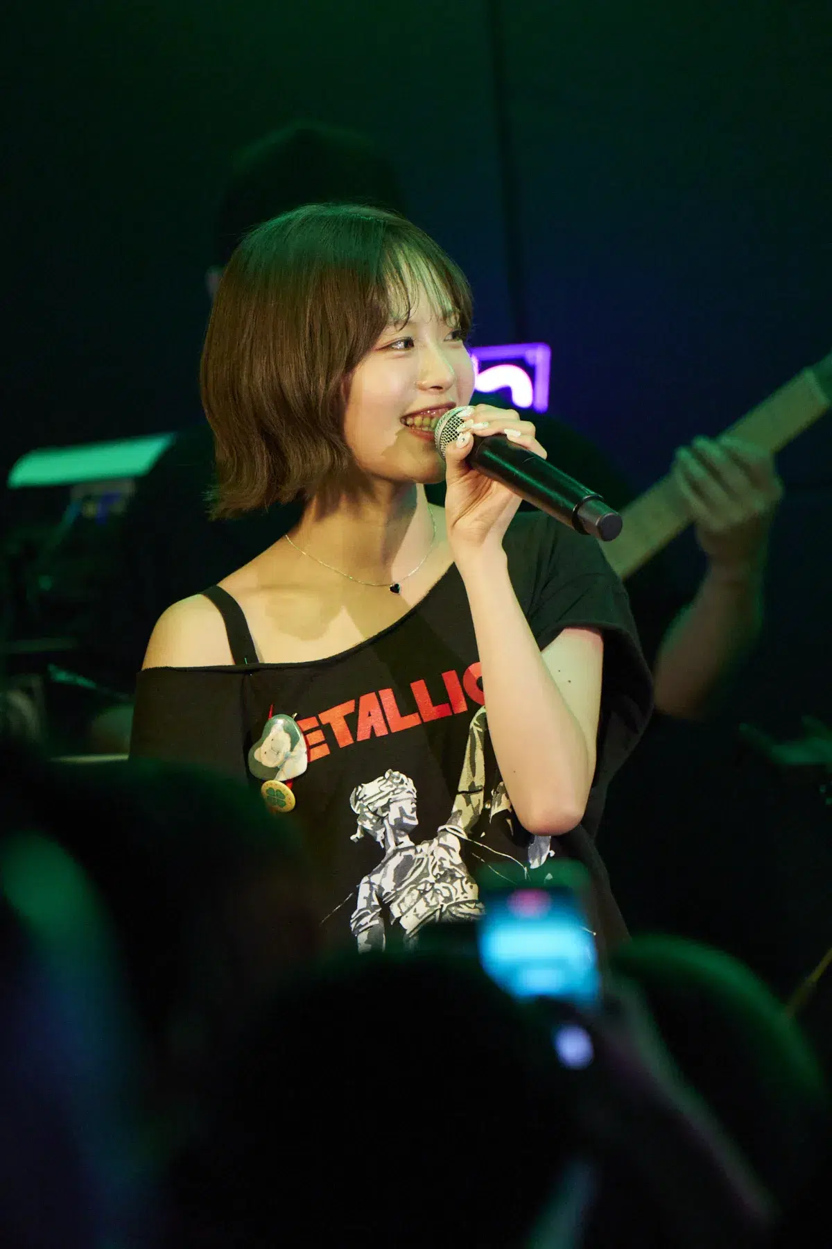Ettone、「Under The Rug」初の有観客公開収録で見せた“LOOSE POPS”の現在地。Sala、芦田菜名子との共演&新曲初披露に会場が沸く 15 Ettone、「Under The Rug」初の有観客公開収録で見せた“LOOSE POPS”の現在地。Sala、芦田菜名子との共演&新曲初披露に会場が沸く