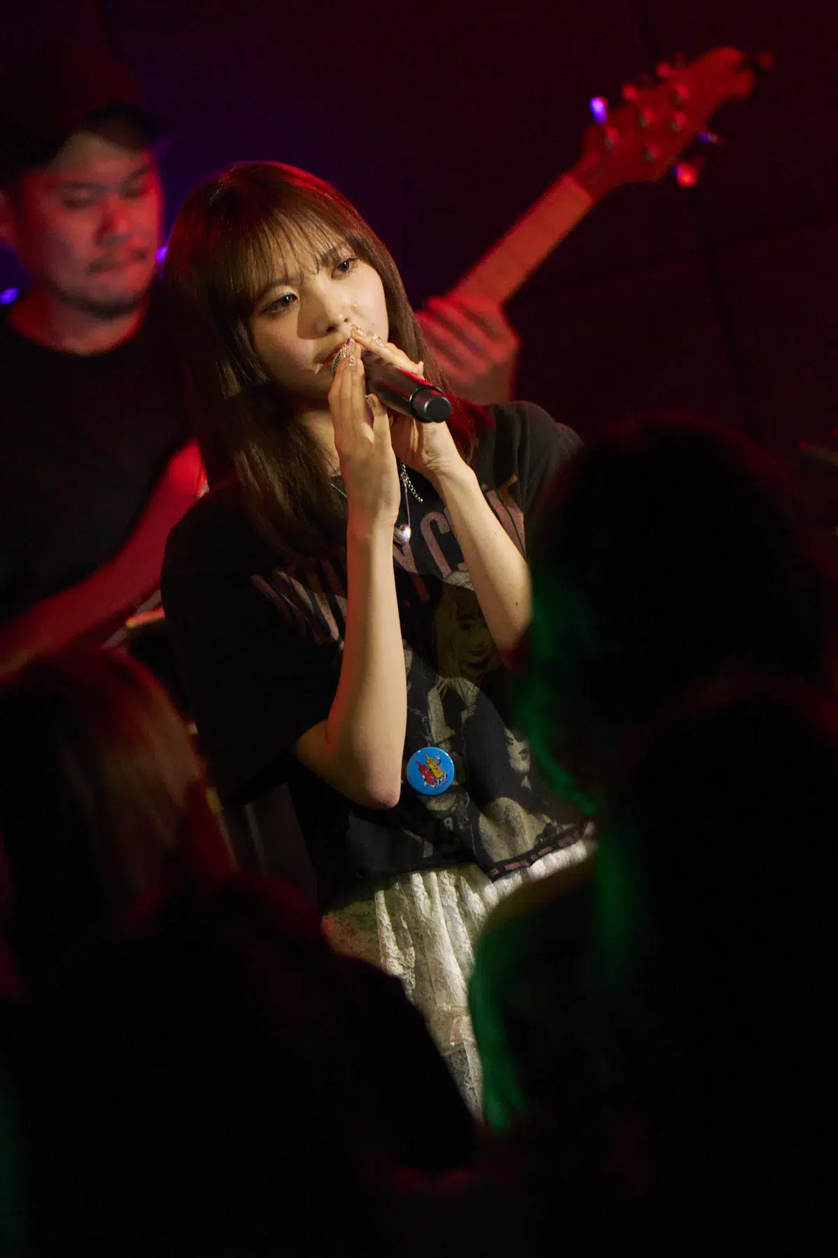 Ettone、「Under The Rug」初の有観客公開収録で見せた“LOOSE POPS”の現在地。Sala、芦田菜名子との共演&新曲初披露に会場が沸く 18 Ettone、「Under The Rug」初の有観客公開収録で見せた“LOOSE POPS”の現在地。Sala、芦田菜名子との共演&新曲初披露に会場が沸く