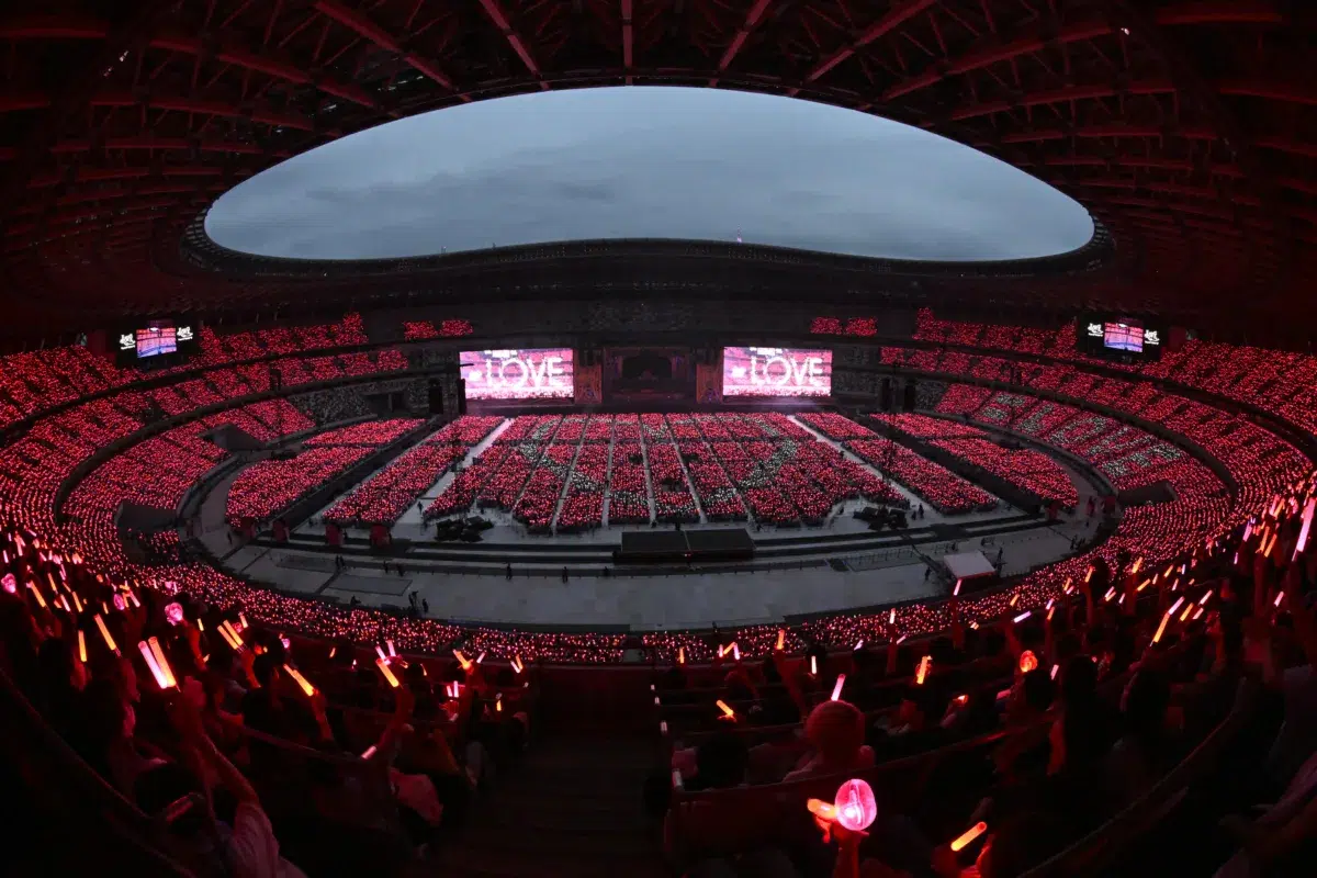 ＝LOVE　東京都・MUFGスタジアム（国立競技場）にて、＝LOVE史上最大動規模となる＝LOVE STADIUM LIVE「Beyond "KYUN"♡」公演を開催！！2日間で13万2千人を動員！来年1月に念願の東京ドーム公演＝LOVE in TOKYO DOMEの開催が決定！！