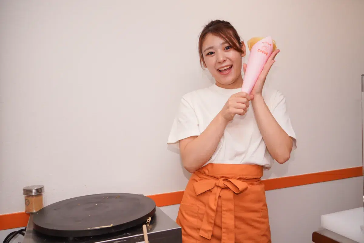 【無限カスタム】今ならみかんや焼きりんごも！自分だけの最強クレープが作れる『せいちゃんずCREPE』が浅草にオープン🍊