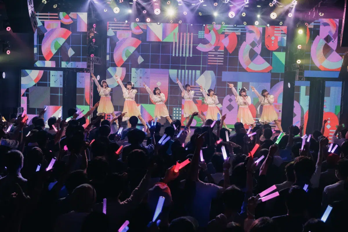 透色ドロップ、結成6周年記念ライブで感謝と誓い 話題の夏曲「一緒に、一緒に、夏」初披露！