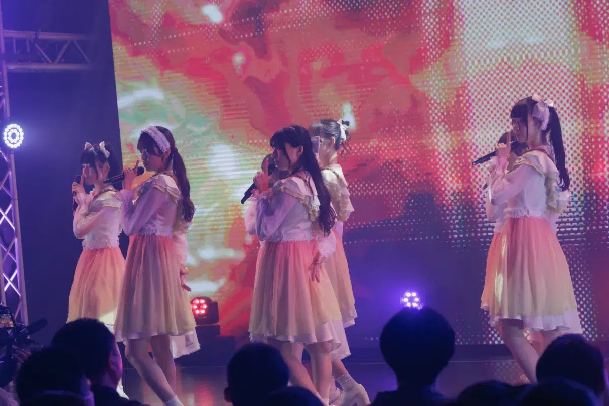 透色ドロップ、結成6周年記念ライブで感謝と誓い 話題の夏曲「一緒に、一緒に、夏」初披露！