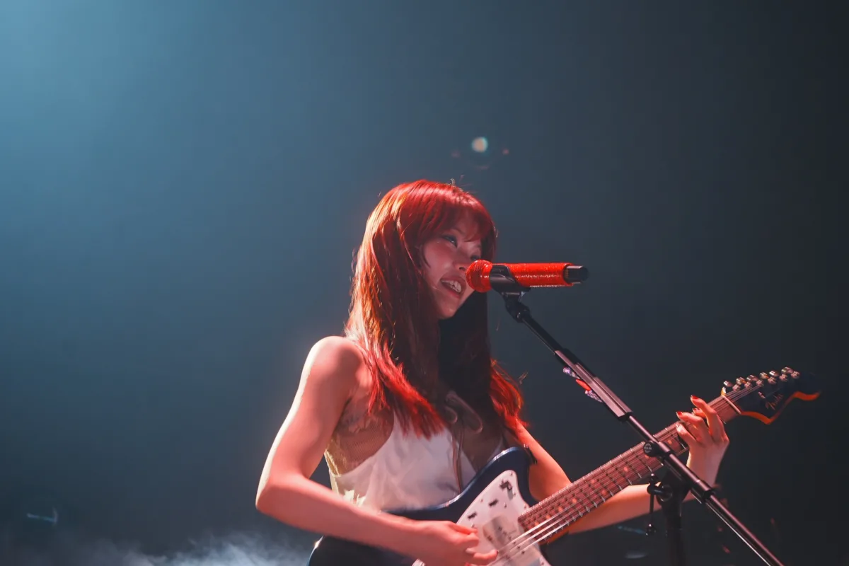 アイナ・ジ・エンド、新曲「Blue Shining Star」をライブ初披露!!!! 3 アイナ・ジ・エンド、新曲「Blue Shining Star」をライブ初披露!!!!