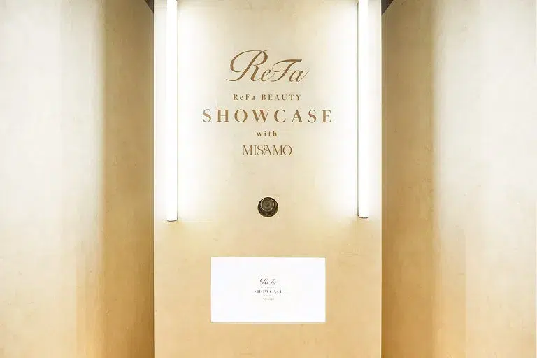 MISAMOファン必見!ReFa GINZA「ReFa BEAUTY SHOWCASE with MISAMO」が7/22リニューアル!直筆サイン&新製品先行予約、限定フォトプリントも 3 刷新された限定フォトプリントコンテンツのイメージ