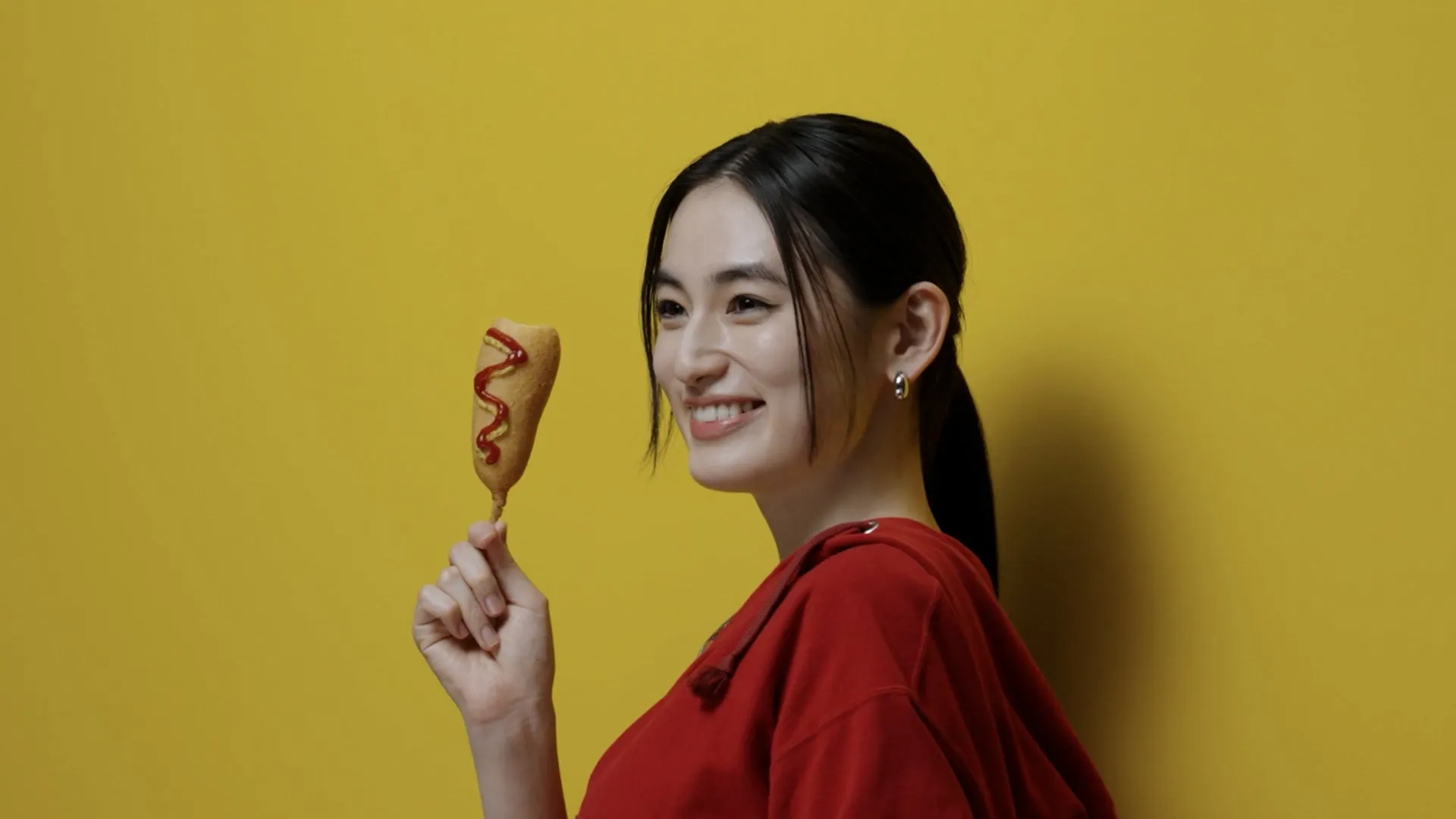 撮影風景：八木莉可子さん