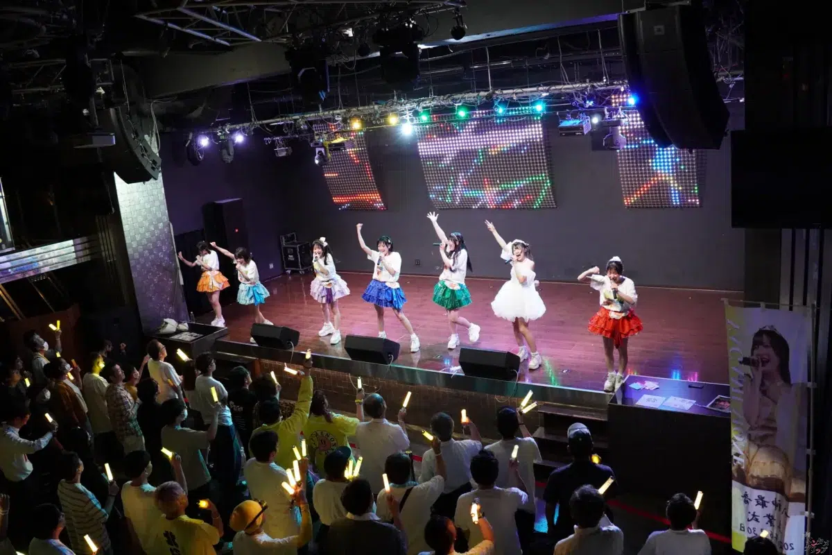 メノニューイヤー八神最音、笑顔と涙の卒業式。大熱狂の秋葉原P.A.R.M.Sで新たな門出を祝福