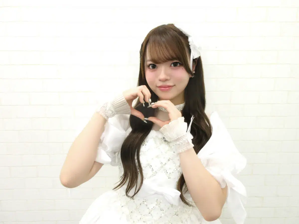 【卒業記念インタビュー】SUPER☆GiRLSの坂林佳奈が7年ぶりに訪れたタイでのMV撮影にエモさを感じながらも田中想のラブラブなシーンに嫉妬!? 3 【卒業記念インタビュー】SUPER☆GiRLSの坂林佳奈が7年ぶりに訪れたタイでのMV撮影にエモさを感じながらも田中想のラブラブなシーンに嫉妬!?