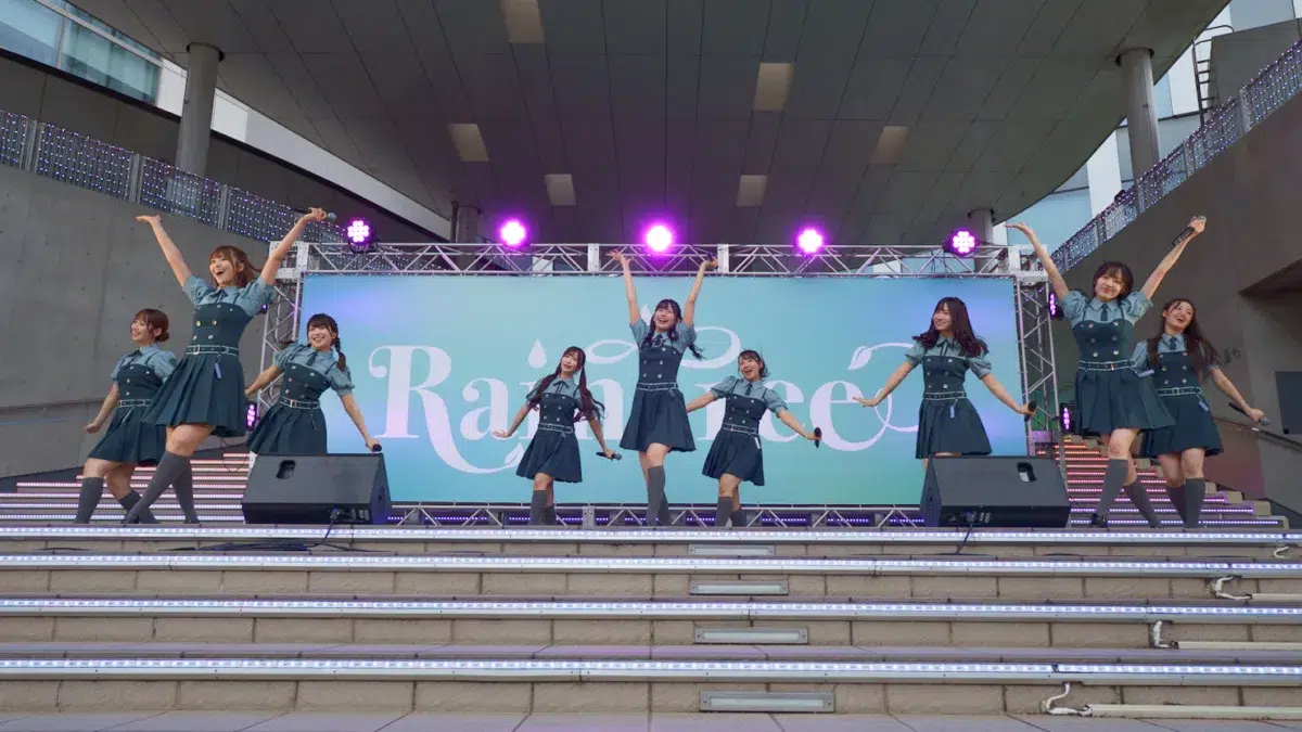 フリーライブ最終日ダイバーシティ東京にて涙の観客動員2,628人達成！ Rain Tree初の16人全員曲制作決定！ 5thデジタルシングル「好きなんて嘘に決まってる」2026.8.12（水）リリース「もっともっと大きなステージや景色を皆さんにお届けしたい」