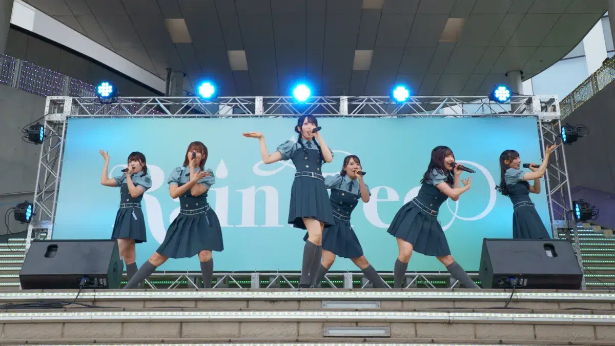 フリーライブ最終日ダイバーシティ東京にて涙の観客動員2,628人達成！ Rain Tree初の16人全員曲制作決定！ 5thデジタルシングル「好きなんて嘘に決まってる」2026.8.12（水）リリース「もっともっと大きなステージや景色を皆さんにお届けしたい」