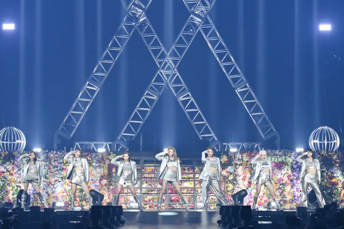 【Girls²】デビュー7周年記念日にグループ初の日本武道館公演を開催!Gorie、EXILE MAKIDAI、中務裕太(GENERATIONS)がサプライズ登場し、7周年をお祝い!! 8 【Girls²】デビュー7周年記念日にグループ初の日本武道館公演を開催!Gorie、EXILE MAKIDAI、中務裕太(GENERATIONS)がサプライズ登場し、7周年をお祝い!!
