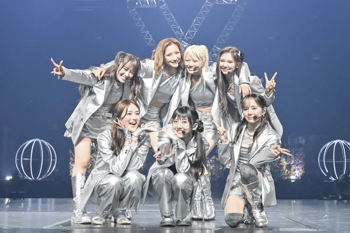 【Girls²】デビュー7周年記念日にグループ初の日本武道館公演を開催!Gorie、EXILE MAKIDAI、中務裕太(GENERATIONS)がサプライズ登場し、7周年をお祝い!! 6 【Girls²】デビュー7周年記念日にグループ初の日本武道館公演を開催!Gorie、EXILE MAKIDAI、中務裕太(GENERATIONS)がサプライズ登場し、7周年をお祝い!!