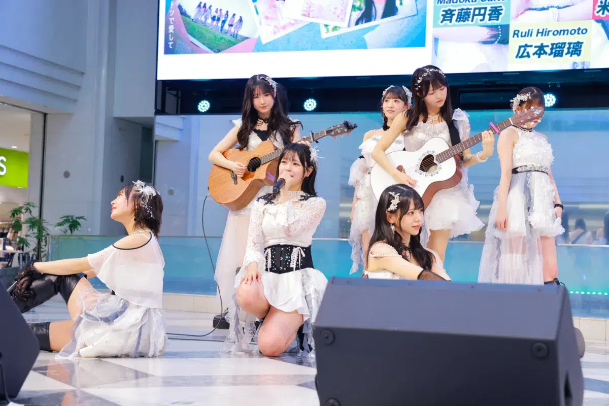 【OCHA NORMA】七夕は実質“七海の日”!? 池袋サンシャインシティで新曲リリースイベント開催!マイクなしの熱い煽り&アコギ生演奏でファン熱狂のステージをレポート🎤✨ 4 【OCHA NORMA】七夕は実質“七海の日”!? 池袋サンシャインシティで新曲リリースイベント開催!マイクなしの熱い煽り&アコギ生演奏でファン熱狂のステージをレポート🎤✨