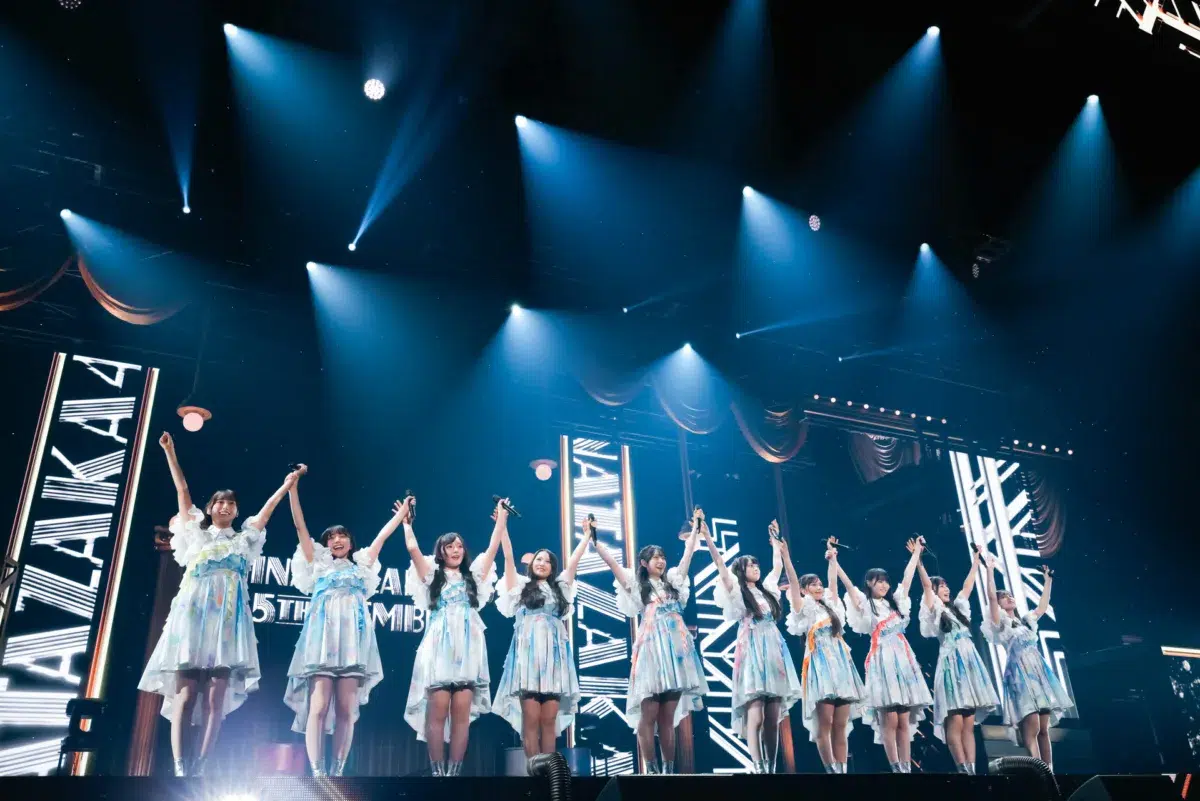 日向坂46五期生が初の単独アリーナ公演で躍動!「五期生の10人とこの世界で存在できてよかった」 1 日向坂46五期生が初の単独アリーナ公演で躍動!「五期生の10人とこの世界で存在できてよかった」