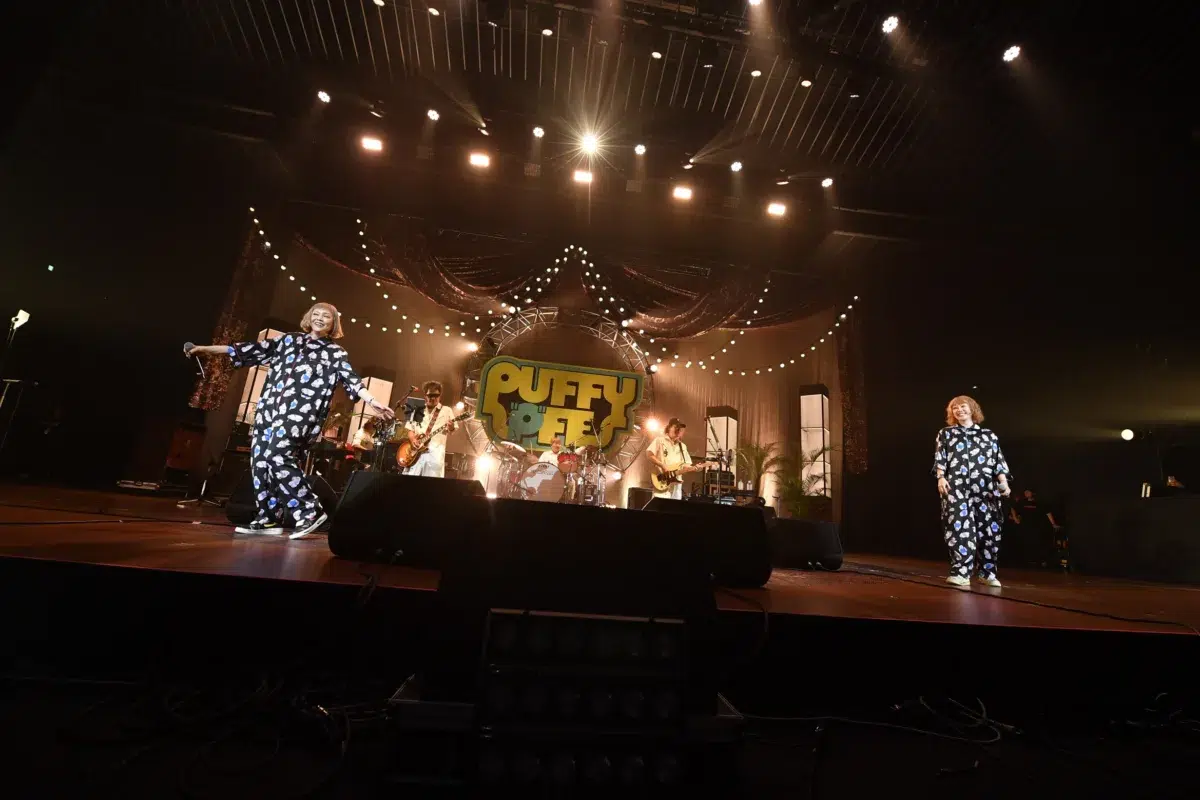 デビュー30周年を迎えるPUFFY 初主催のフェス【PUFFYの❝P❞FES】開催!ウルフルズ、UNICORN他豪華アーティスト出演!2027年全国5カ所にてZeppツアー決定! 17 デビュー30周年を迎えるPUFFY 初主催のフェス【PUFFYの❝P❞FES】開催!ウルフルズ、UNICORN他豪華アーティスト出演!2027年全国5カ所にてZeppツアー決定!