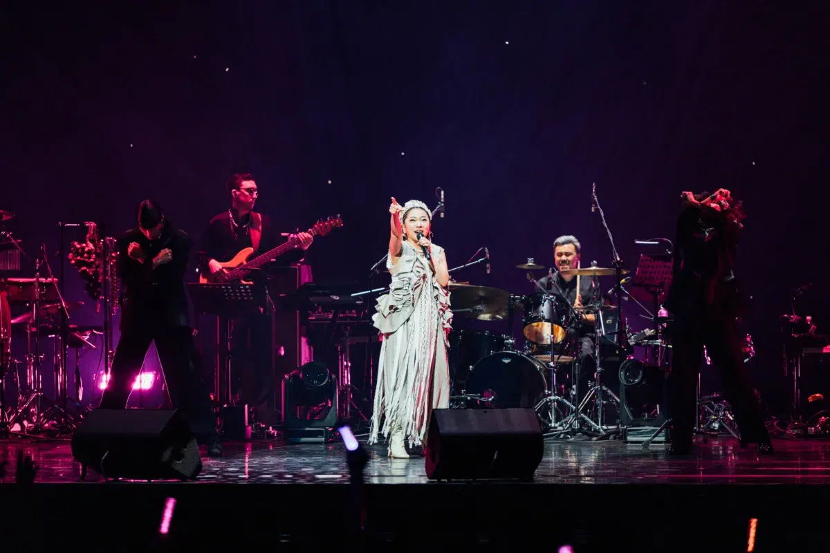 MISIA ファン待望の8年ぶり台北凱旋公演!照明機材トラブルで公演が約45分間中断するも、完璧なパフォーマンスを披露し、2日間で9,000人を魅了! 2 MISIA ファン待望の8年ぶり台北凱旋公演!照明機材トラブルで公演が約45分間中断するも、完璧なパフォーマンスを披露し、2日間で9,000人を魅了!