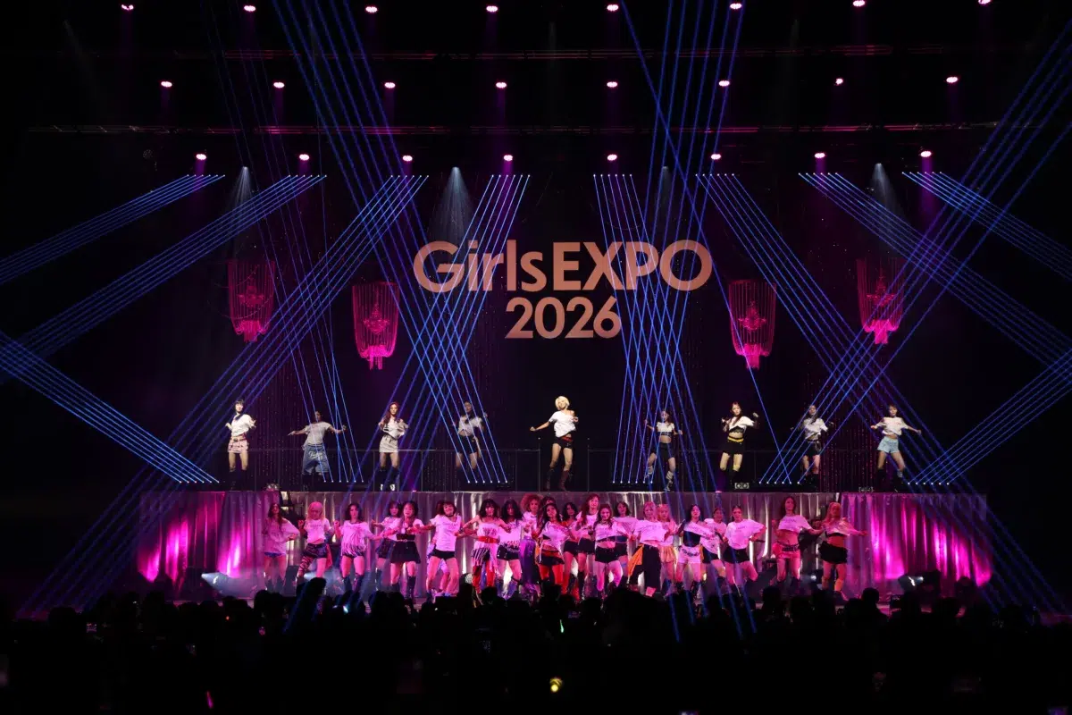 【LDH PERFECT YEAR 2026】LDH DREAM PARK 2026開幕！初日はガールズグループ6組が初集結！グループの垣根を超えたコラボパフォーマンスやLDHアーティストのスペシャルメドレーを含む全40曲を披露！