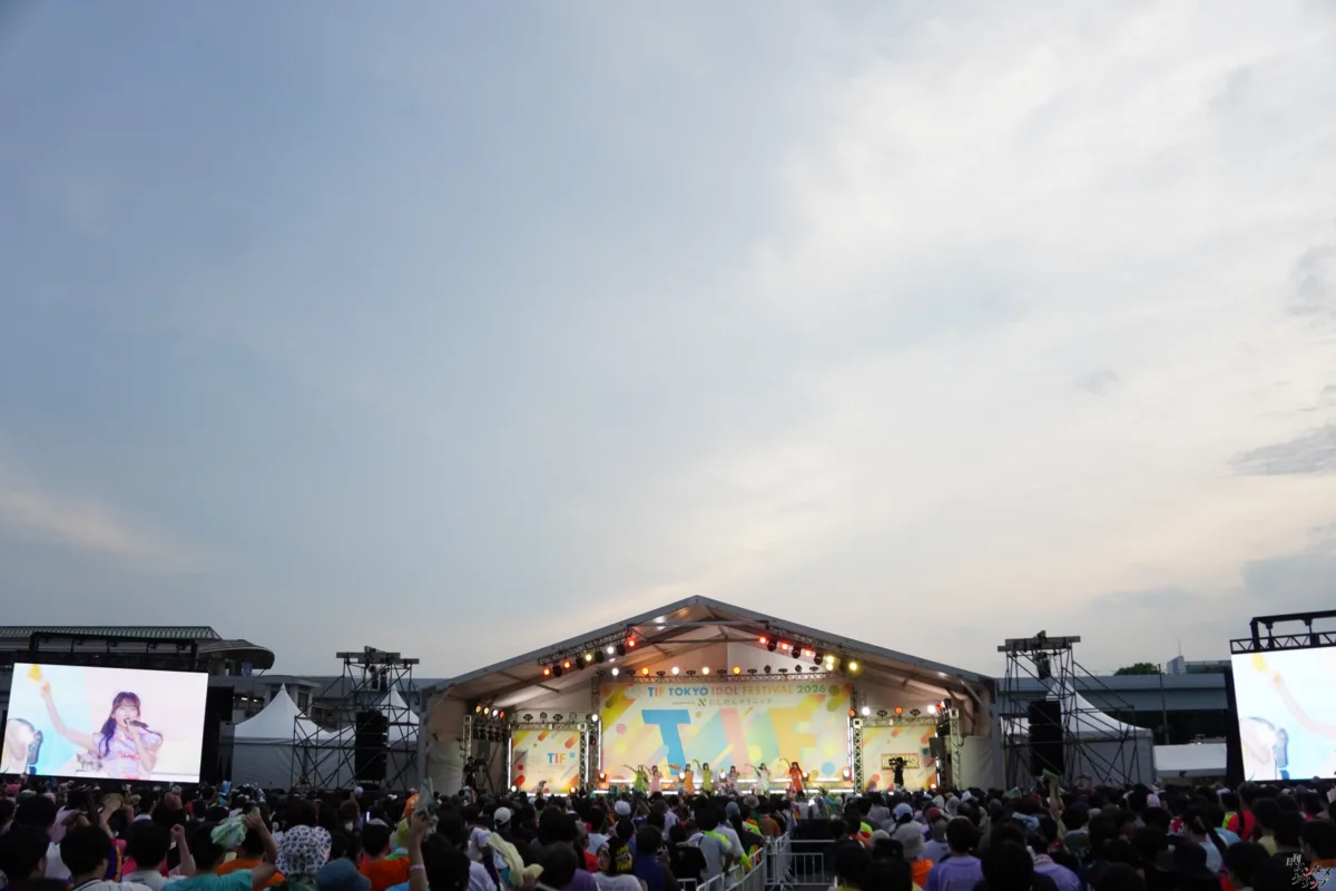 【TIF2026】私立恵比寿中学がHOT STAGEを熱狂の渦に！「仮契約のシンデレラ」から注目の新曲「えびチリ、はじめました」まで圧巻のパフォーマンス