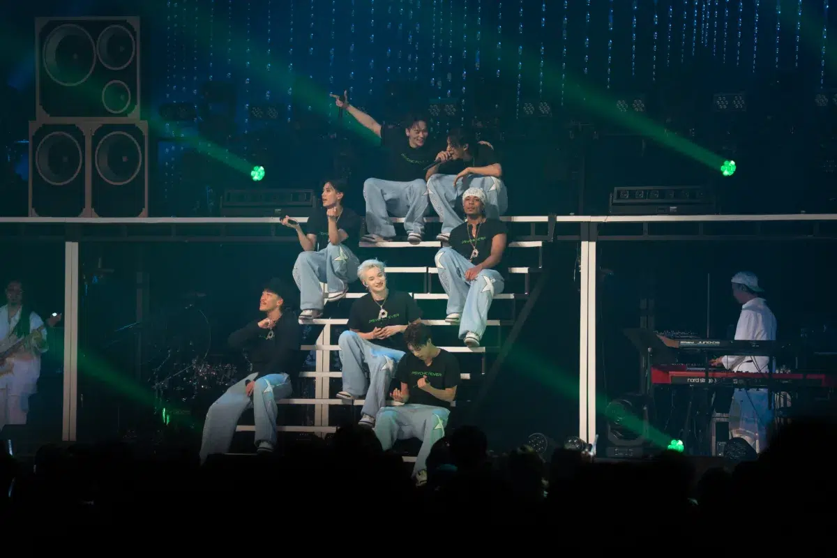【LDH PERFECT YEAR 2026】LDH DREAM PARK 2026 Day10はPSYCHIC FEVERがツアー追加公演を開催!初の単独ホール公演で生バンドをバックに大熱狂!新アルバム『DIFFERENT』収録曲を含む全30曲を披露! 3 【LDH PERFECT YEAR 2026】LDH DREAM PARK 2026 Day10はPSYCHIC FEVERがツアー追加公演を開催!初の単独ホール公演で生バンドをバックに大熱狂!新アルバム『DIFFERENT』収録曲を含む全30曲を披露!