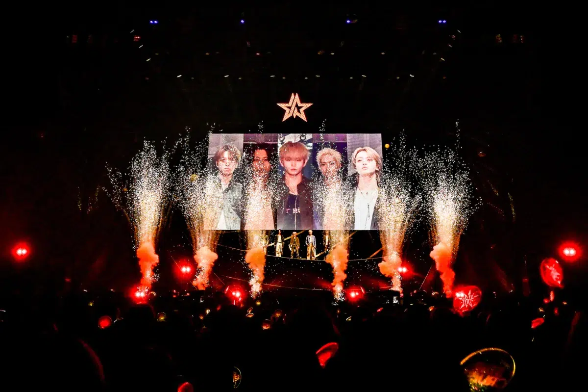 STARGLOW 1st Fan Meeting -STAR CRUISE Special Edition-