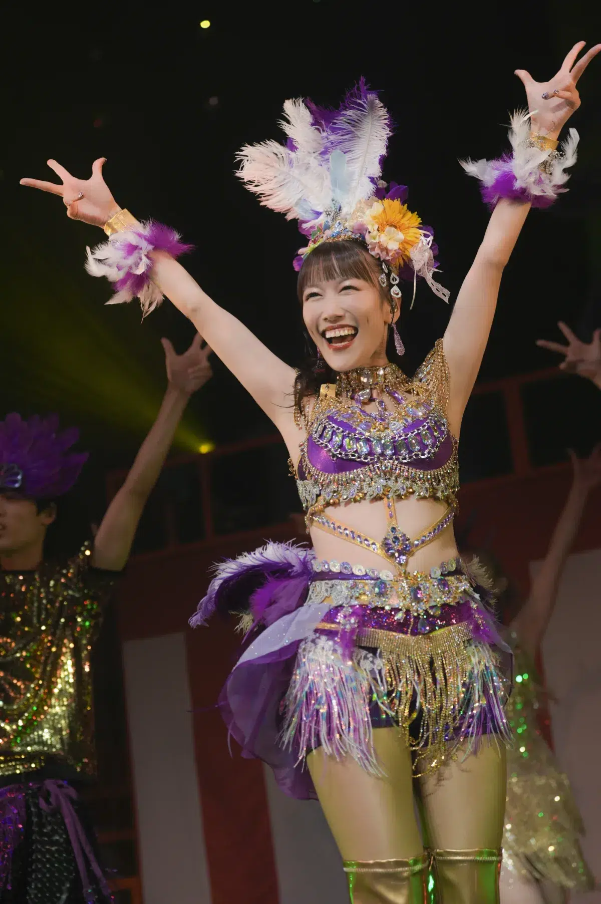 ももクロ高城れに、「盆踊り」と「サンバカーニバル」という異なるテーマの二部公演のソロコンサートを地元・横浜で開催。モノノフとお祭り騒ぎの1日に! 9 ももクロ高城れに、「盆踊り」と「サンバカーニバル」という異なるテーマの二部公演のソロコンサートを地元・横浜で開催。モノノフとお祭り騒ぎの1日に!