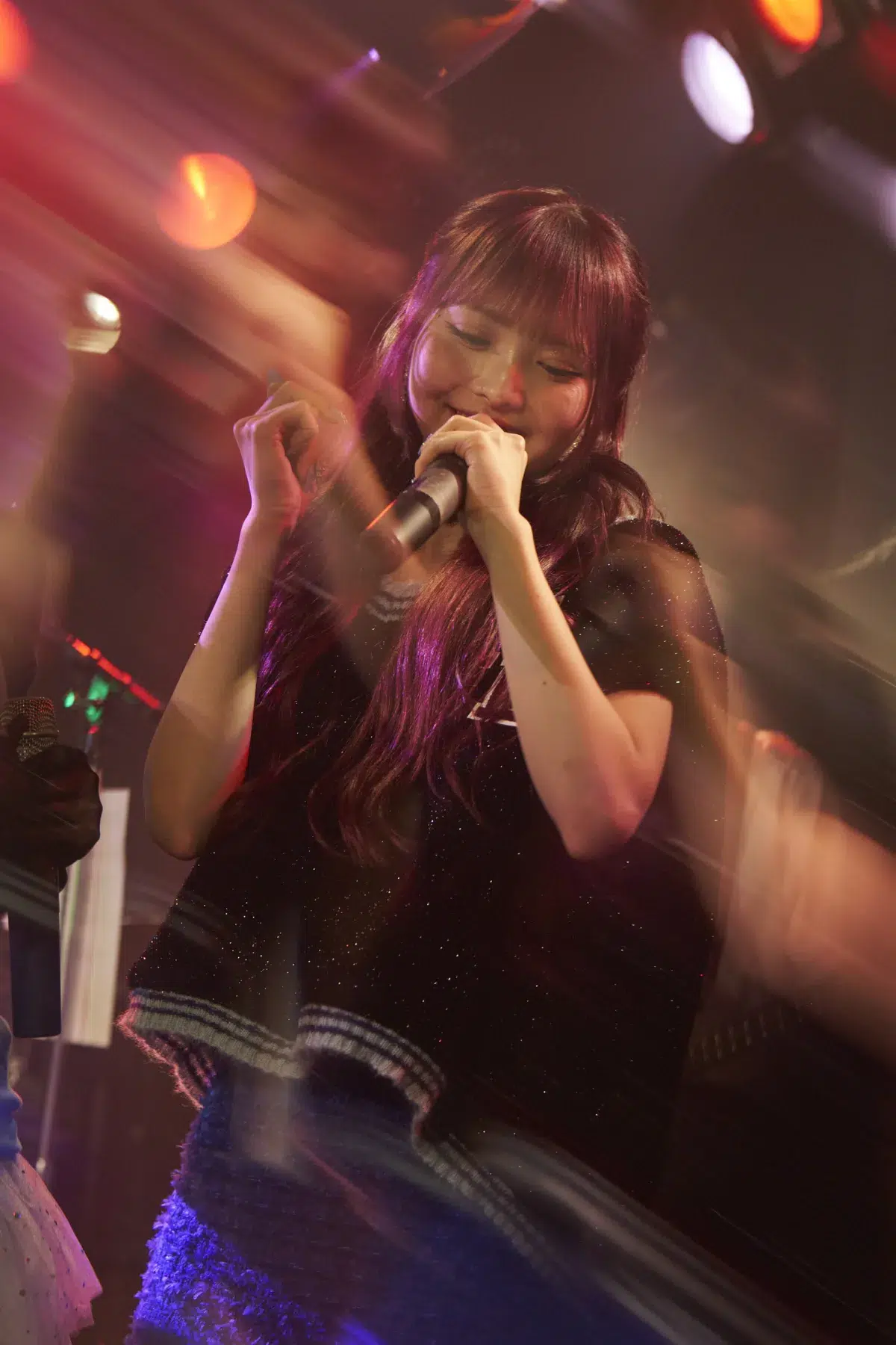 Ettone、「Under The Rug ON LIVE VOL.2」でVivaOlaと共演。新曲「STAY」初披露と圧巻のコーラスで示した成長 13 Ettone、「Under The Rug ON LIVE VOL.2」でVivaOlaと共演。新曲「STAY」初披露と圧巻のコーラスで示した成長