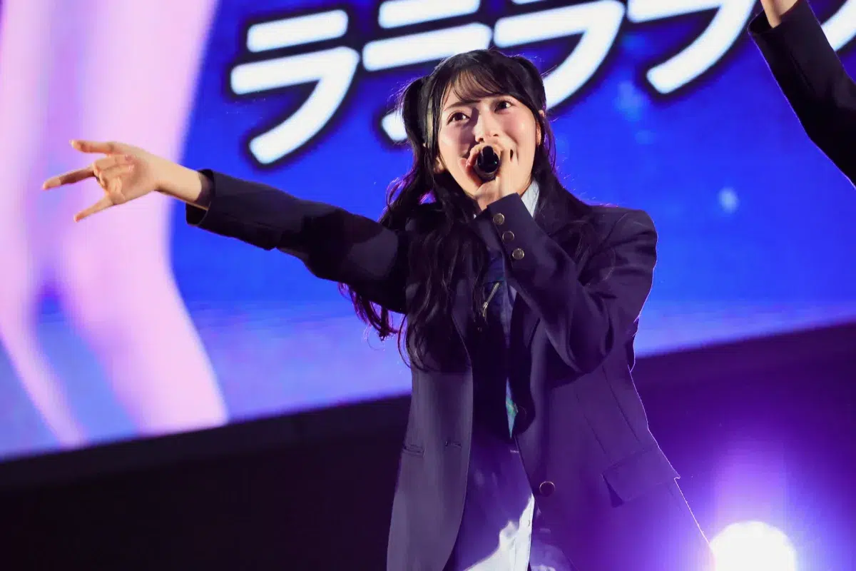 AKB48 68thシングル『好き ish』発売記念イベント「握手祭」を初開催！全6曲の熱狂ステージパフォーマンスをレポート