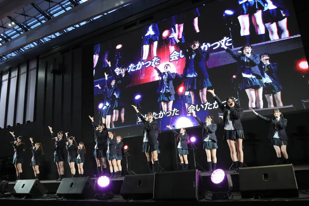 AKB48 68thシングル『好き ish』発売記念イベント「握手祭」を初開催！全6曲の熱狂ステージパフォーマンスをレポート