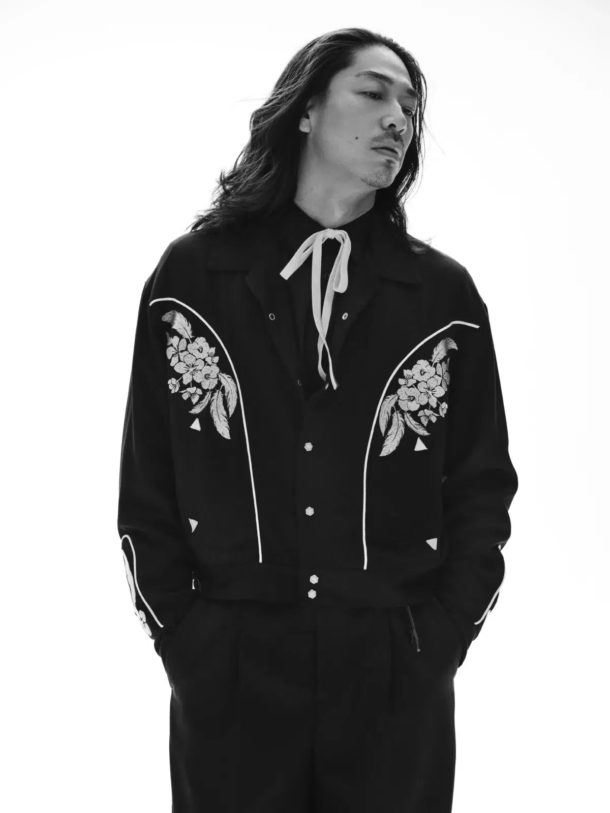 【EXILE AKIRA】EXILE AKIRA、活動20周年を記念しアパレルブランド「FORSOMEONE」とのコラボコレクションを発売!8月28日(金)より3日間限定のポップアップストアを開催! 2 【EXILE AKIRA】EXILE AKIRA、活動20周年を記念しアパレルブランド「FORSOMEONE」とのコラボコレクションを発売!8月28日(金)より3日間限定のポップアップストアを開催!