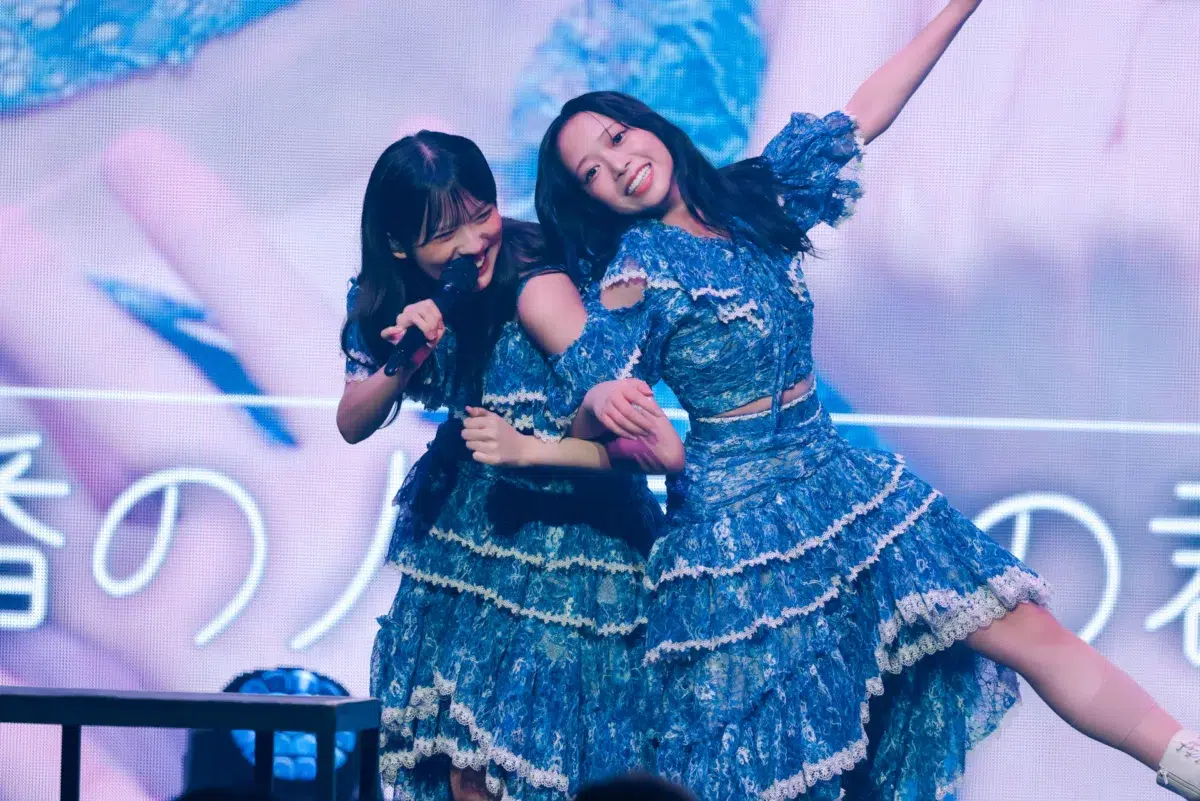 日向坂46三期生・山口陽世が卒業セレモニー実施!ライブハウスに日向坂46メンバーが全員集合! 21 日向坂46三期生・山口陽世が卒業セレモニー実施!ライブハウスに日向坂46メンバーが全員集合!
