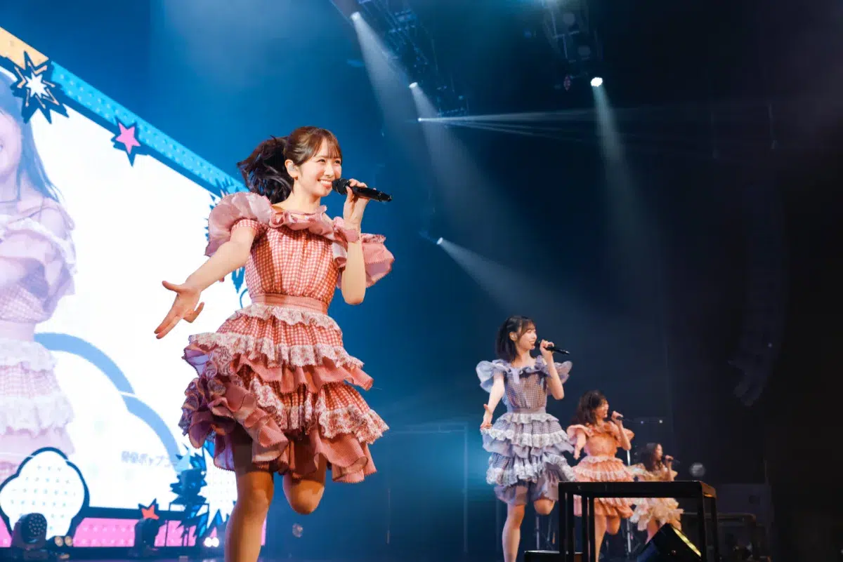 日向坂46三期生・山口陽世が卒業セレモニー実施!ライブハウスに日向坂46メンバーが全員集合! 23 日向坂46三期生・山口陽世が卒業セレモニー実施!ライブハウスに日向坂46メンバーが全員集合!