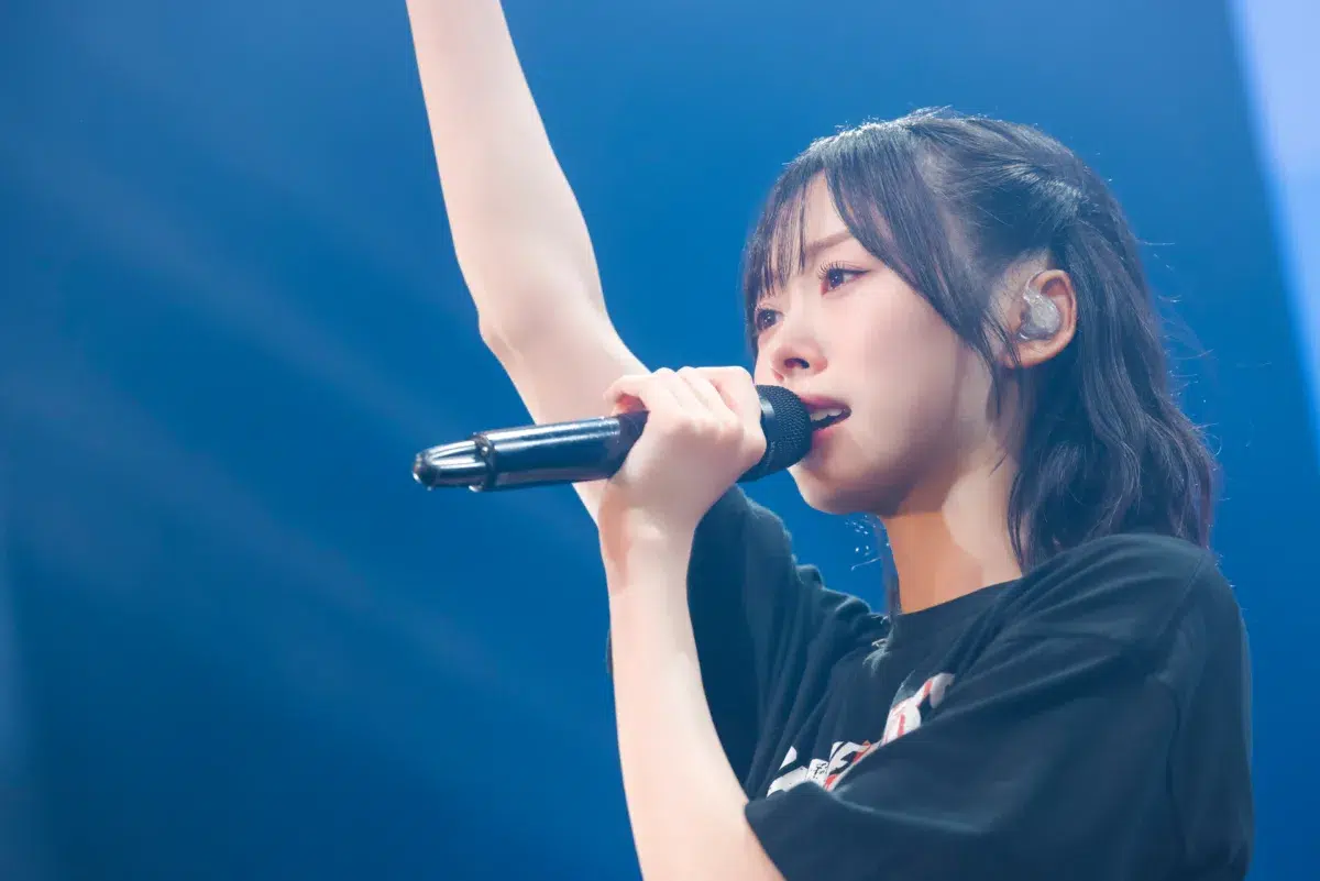 日向坂46三期生・山口陽世が卒業セレモニー実施!ライブハウスに日向坂46メンバーが全員集合! 26 日向坂46三期生・山口陽世が卒業セレモニー実施!ライブハウスに日向坂46メンバーが全員集合!