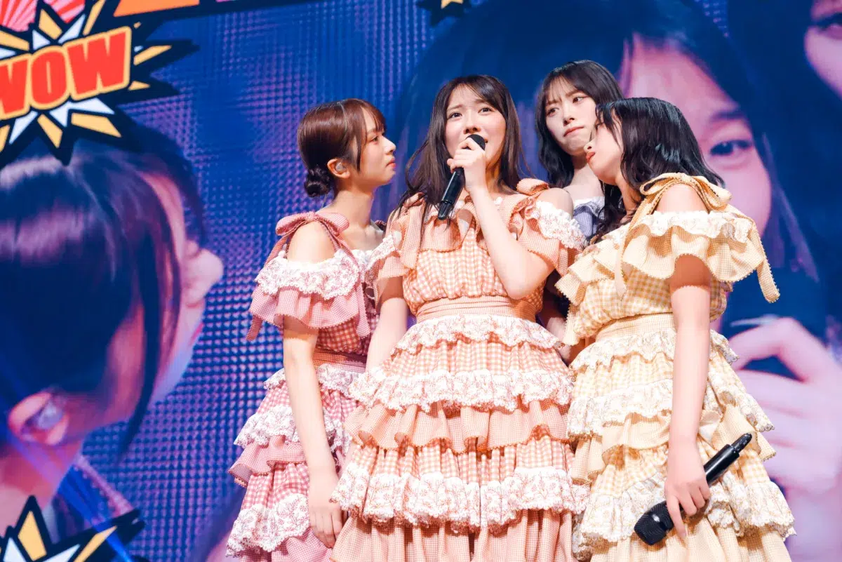 日向坂46三期生・山口陽世が卒業セレモニー実施!ライブハウスに日向坂46メンバーが全員集合! 7 日向坂46三期生・山口陽世が卒業セレモニー実施!ライブハウスに日向坂46メンバーが全員集合!