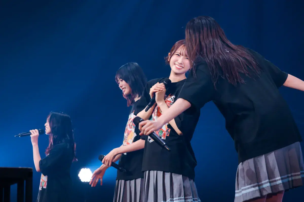 日向坂46三期生・山口陽世が卒業セレモニー実施!ライブハウスに日向坂46メンバーが全員集合! 9 日向坂46三期生・山口陽世が卒業セレモニー実施!ライブハウスに日向坂46メンバーが全員集合!