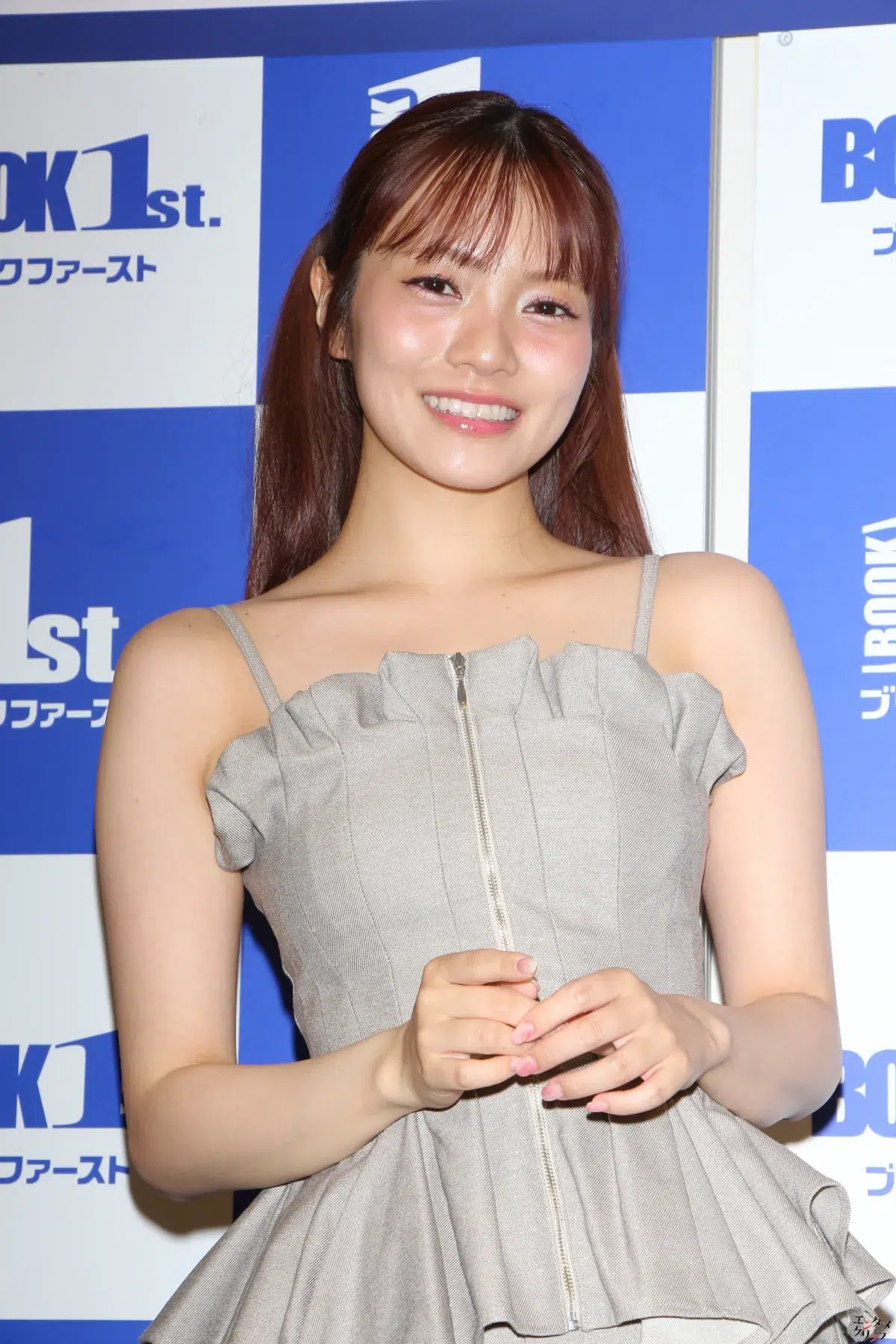 元日向坂46・宮田愛萌「25歳から人間ドック貯金しています」新作小説会見で明かした意外すぎるガチ素顔と30代への本気度 6 元日向坂46・宮田愛萌「25歳から人間ドック貯金しています」新作小説会見で明かした意外すぎるガチ素顔と30代への本気度