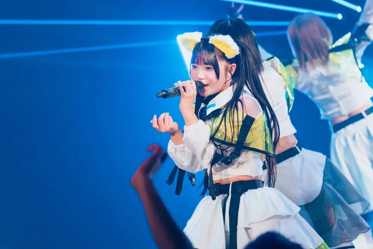 アストレイル、1周年記念ワンマンで”第一章”始動&新曲初披露! 101 アストレイル、1周年記念ワンマンで”第一章”始動&新曲初披露!