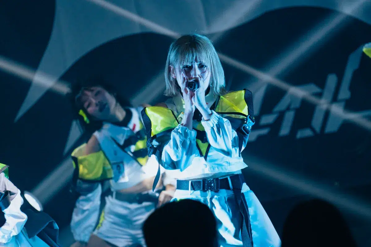 アストレイル、1周年記念ワンマンで”第一章”始動&新曲初披露! 107 アストレイル、1周年記念ワンマンで”第一章”始動&新曲初披露!