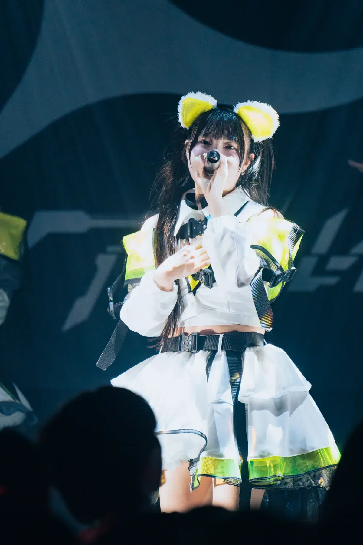 アストレイル、1周年記念ワンマンで”第一章”始動&新曲初披露! 108 アストレイル、1周年記念ワンマンで”第一章”始動&新曲初披露!