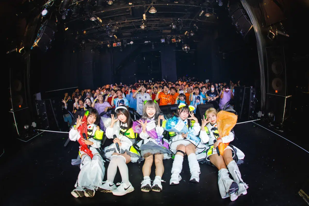 アストレイル、1周年記念ワンマンで”第一章”始動&新曲初披露! 13 アストレイル、1周年記念ワンマンで”第一章”始動&新曲初披露!